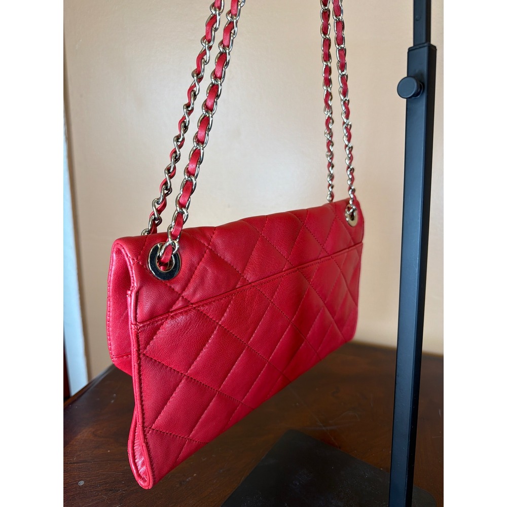 DKNY Red Quilted Leather Shoulder Bag Gold Chain Strap Turn Lock Flap Purse - Picture 5 of 14